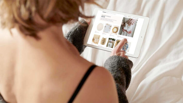 Préparer l’arrivée de bébé sans surconsommer : anticiper ses vrais besoins mois après mois